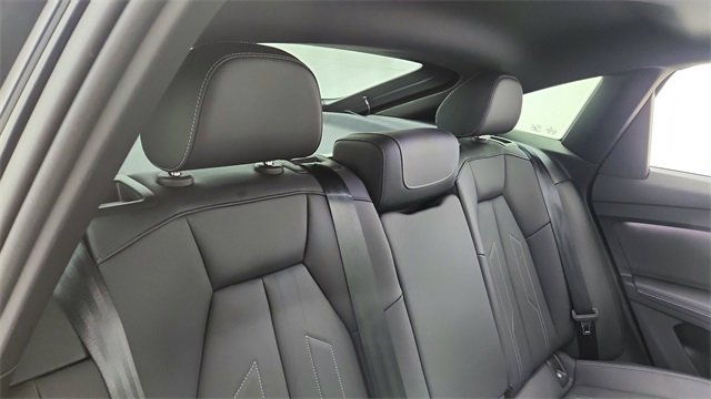 Used 2025 Audi Q4 e-tron Premium w/ Convenience Package image 27