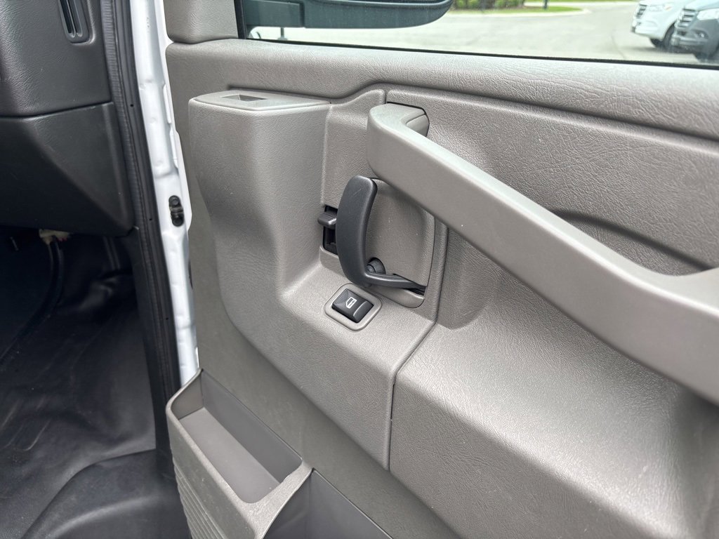 Used 2023 GMC Savana 2500 w/ Driver Convenience Package image 22