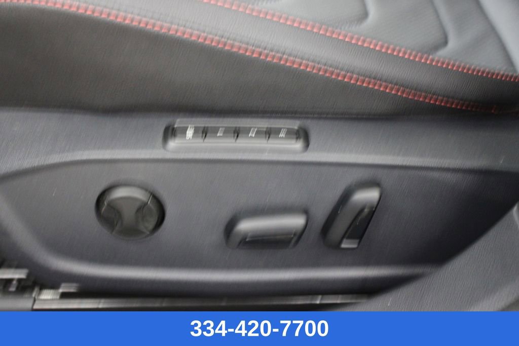 Certified 2025 Volkswagen Jetta GLI Autobahn w/ GLI Black Package image 18