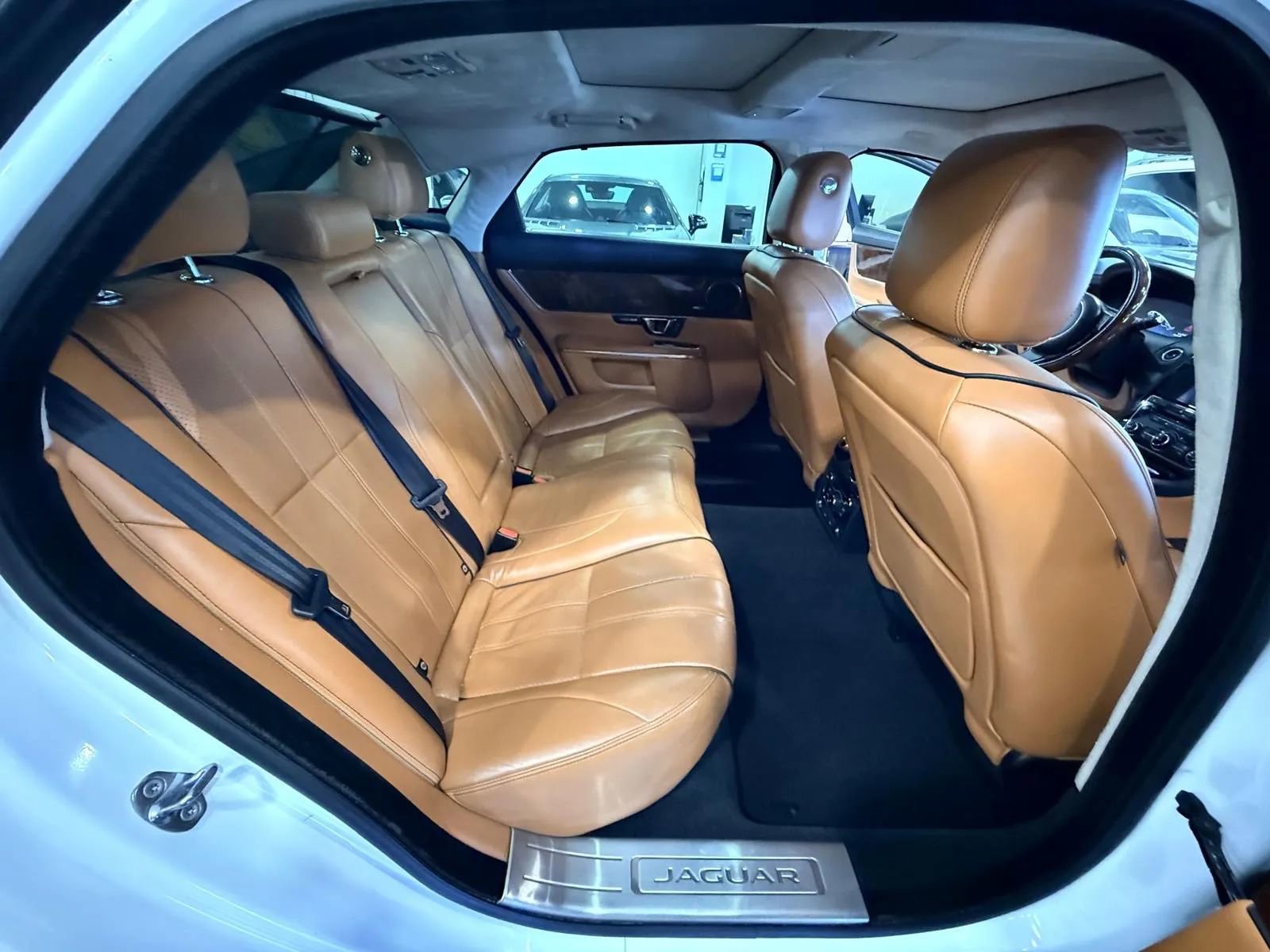 Used 2015 Jaguar XJ L Portfolio image 12