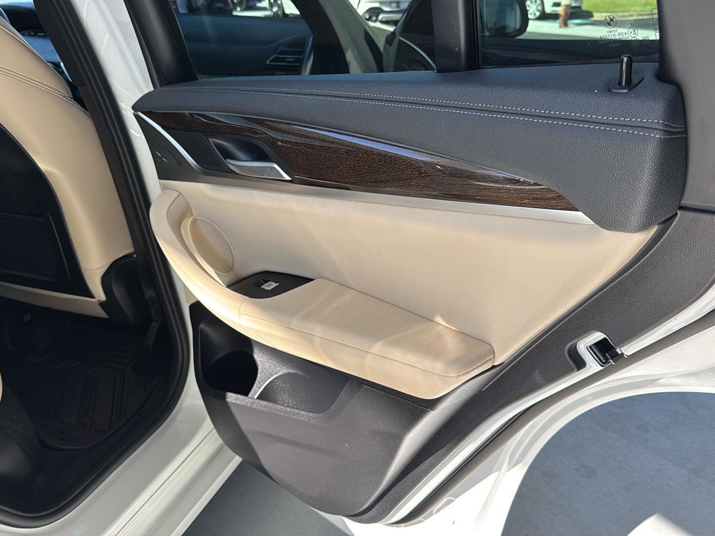 Used 2023 BMW X3 M40i w/ Parking Assistance Package image 12