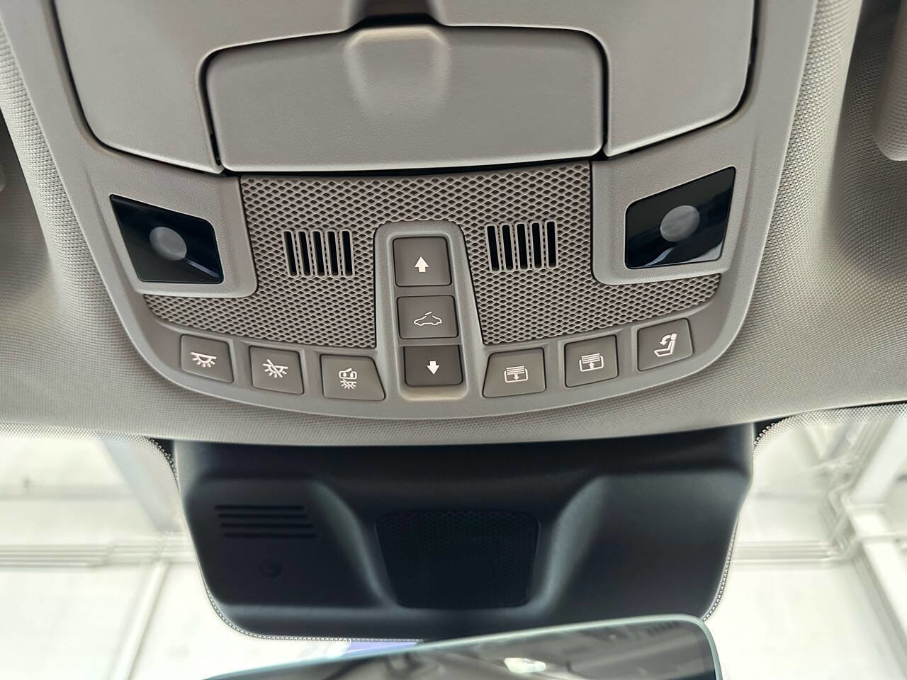 Used 2022 Lincoln Navigator 2WD image 31