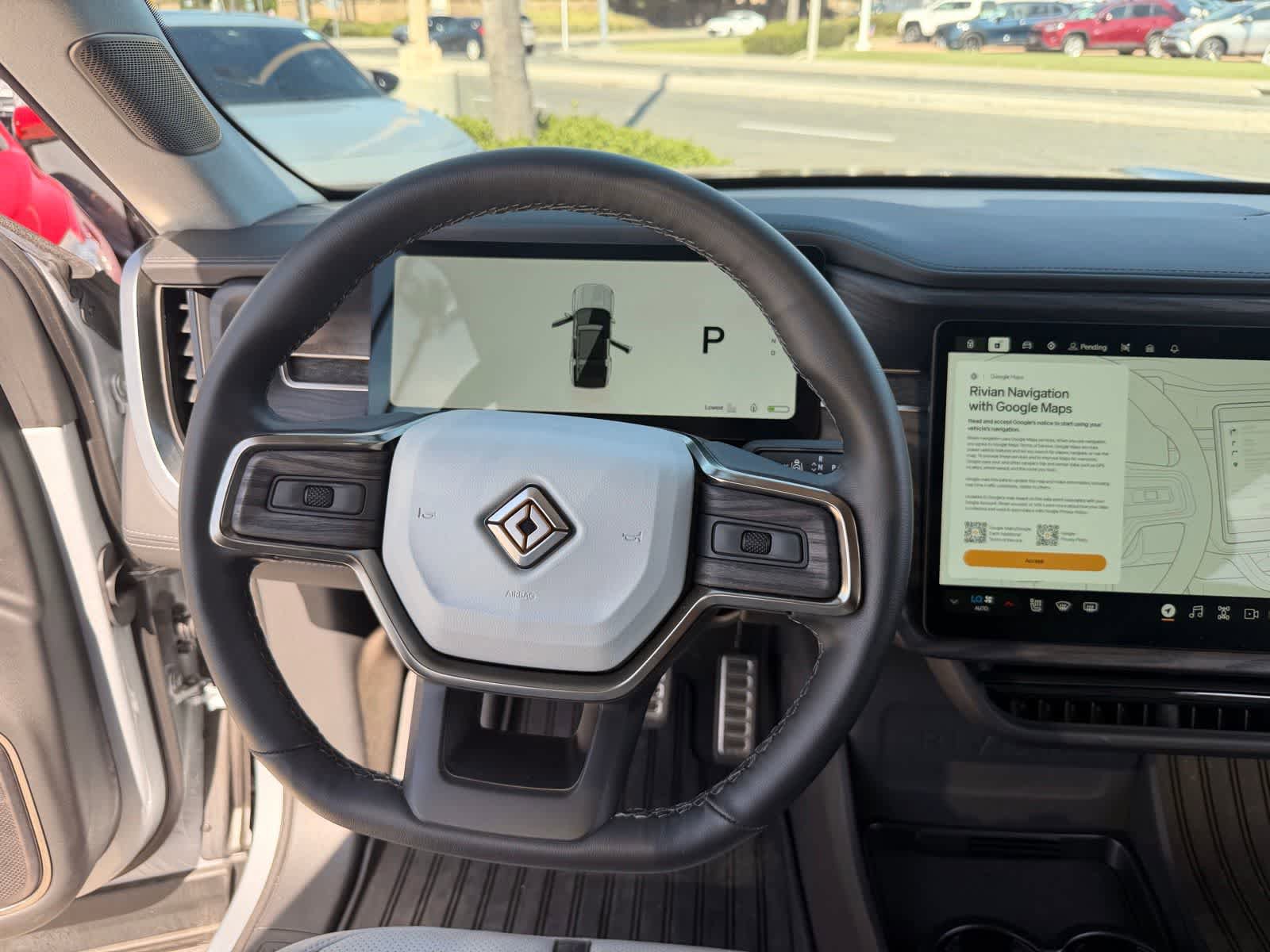 Used 2023 Rivian R1S Adventure AWD/4WD image 16