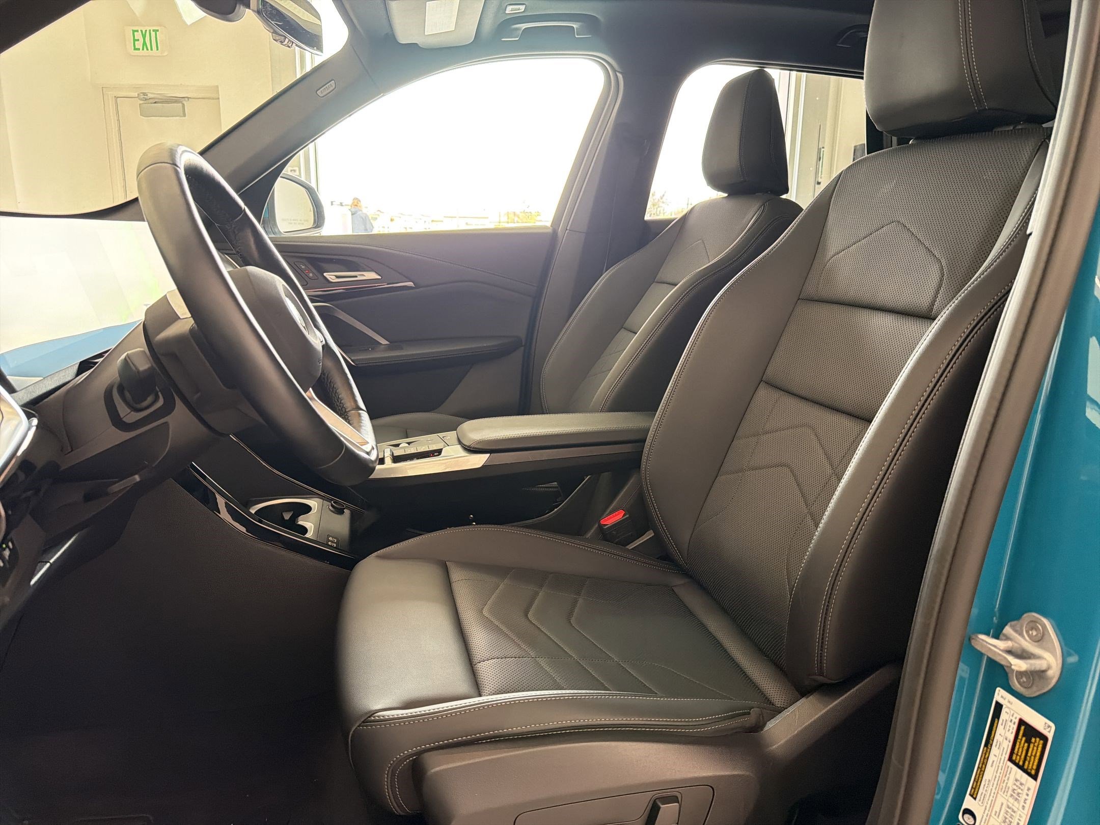 Used 2025 BMW X1 xDrive28i w/ Technology Package image 5