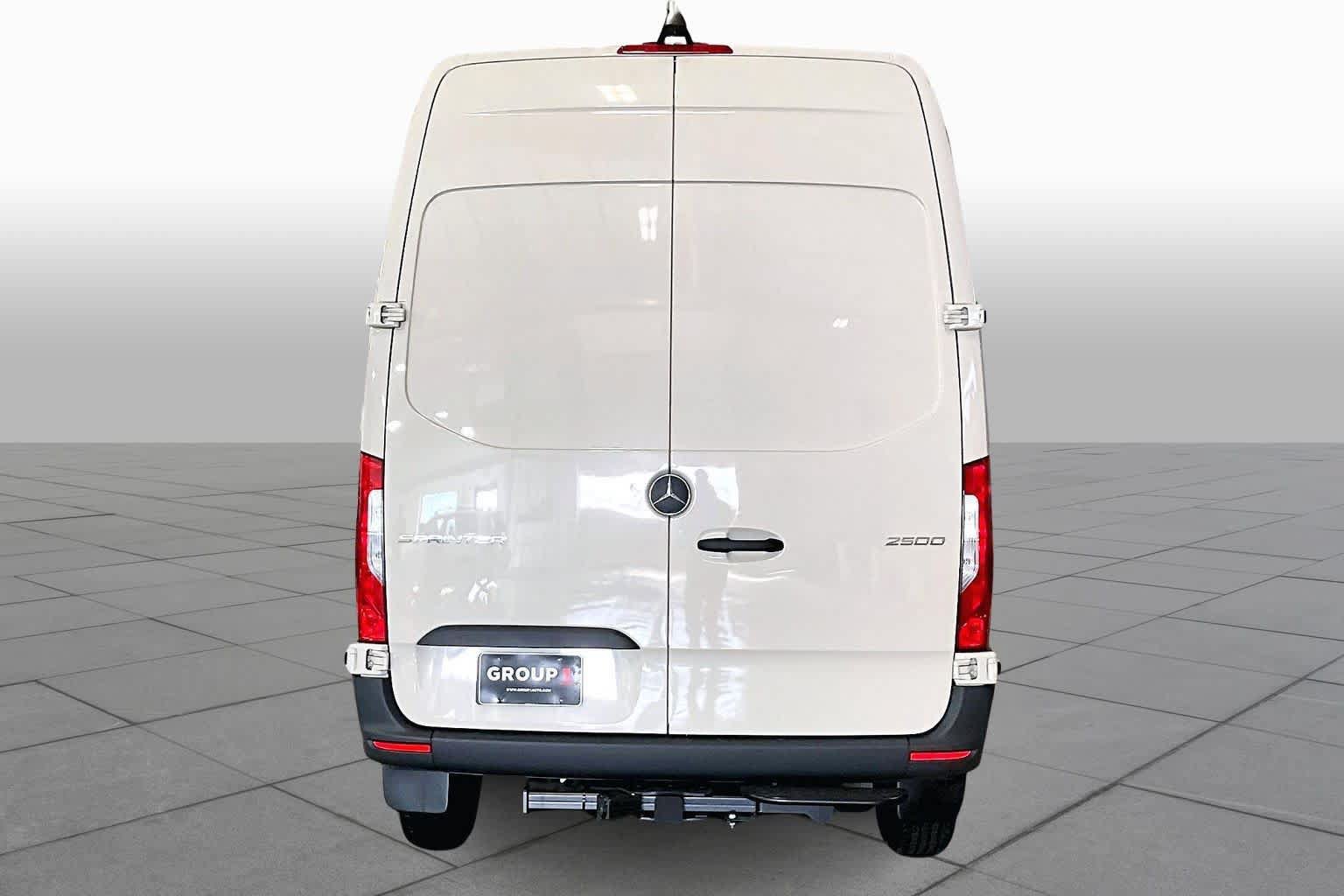 New 2026 Mercedes-Benz Sprinter 2500 image 5