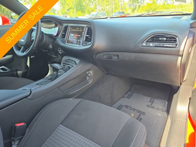 Certified 2023 Dodge Challenger R/T w/ Blacktop Package RWD image 9