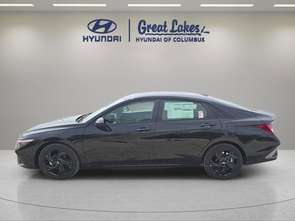 New 2026 Hyundai Elantra Sport FWD image 2