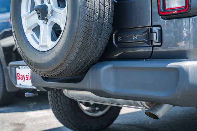Used 2022 Jeep Wrangler Unlimited Sport AWD/4WD image 18