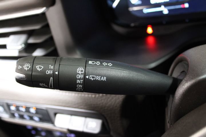 Used 2024 GMC Yukon XL Denali w/ Max Trailering Package image 40