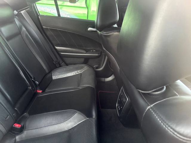 Used 2018 Dodge Charger R/T w/ Plus Group RWD image 5