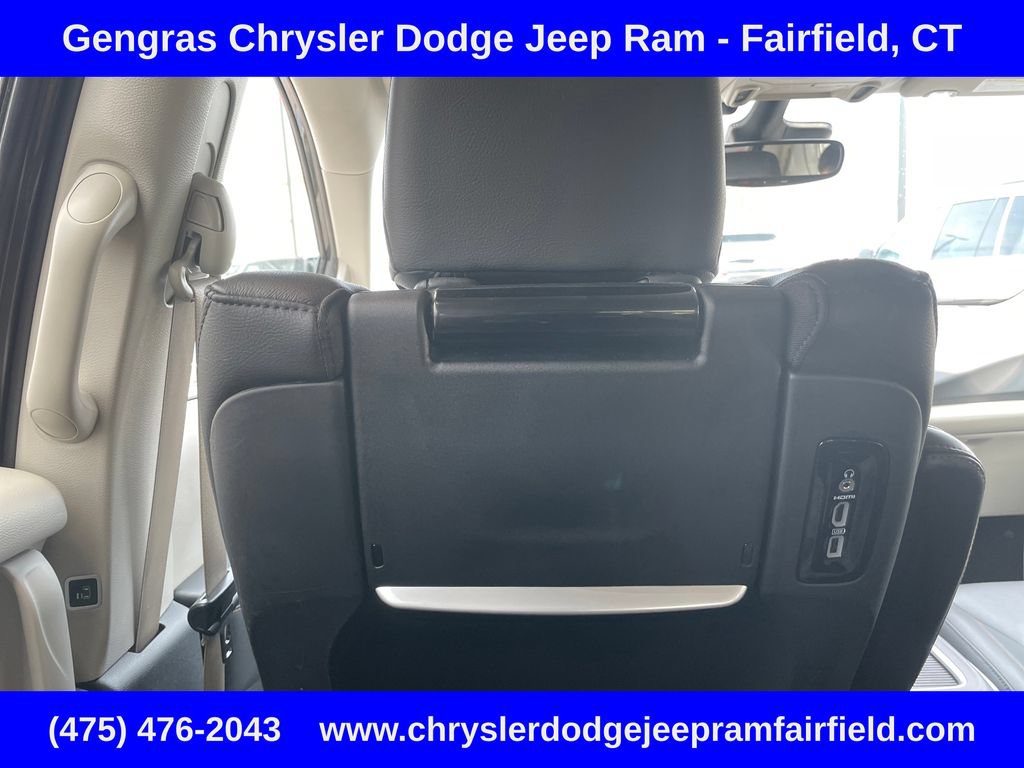 Used 2020 Chrysler Pacifica Touring-L Plus FWD image 47