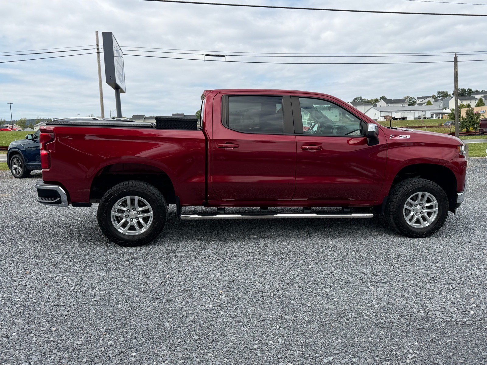 Used 2020 Chevrolet Silverado 1500 LT w/ All-Star Edition AWD/4WD image 3