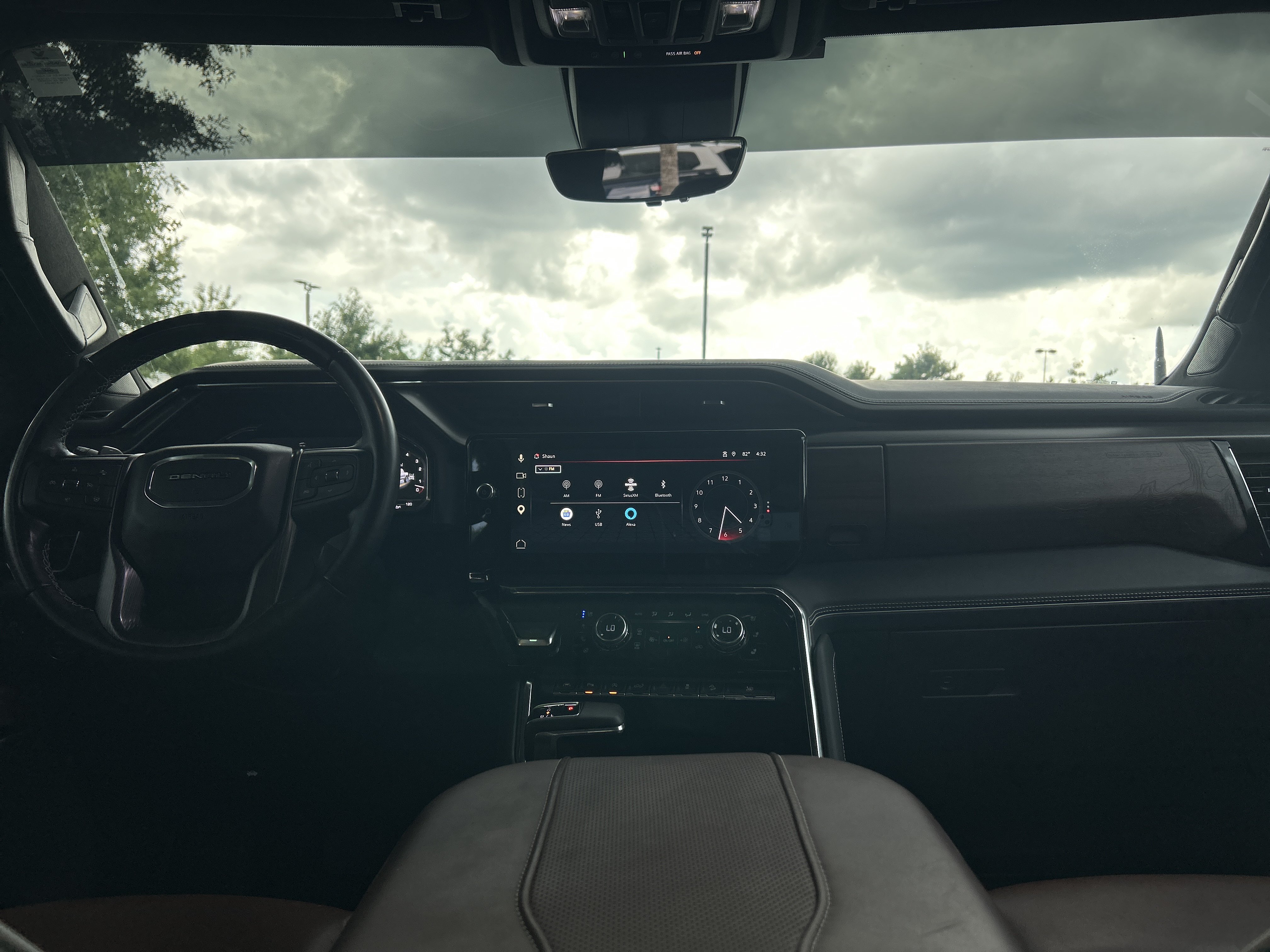 Used 2024 GMC Sierra 1500 Denali Ultimate AWD/4WD image 29