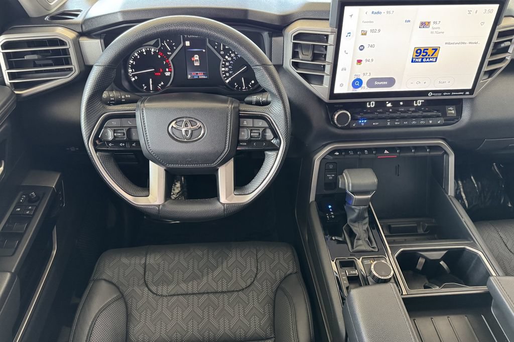 Used 2022 Toyota Tundra Limited AWD/4WD image 10