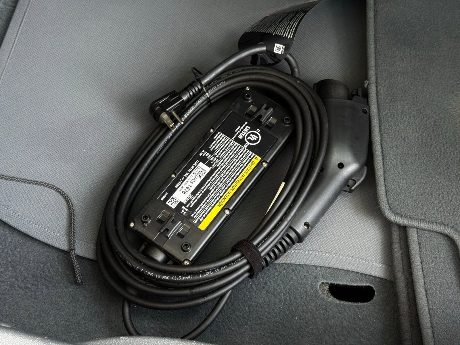 Used 2018 Chevrolet Bolt LT FWD image 44