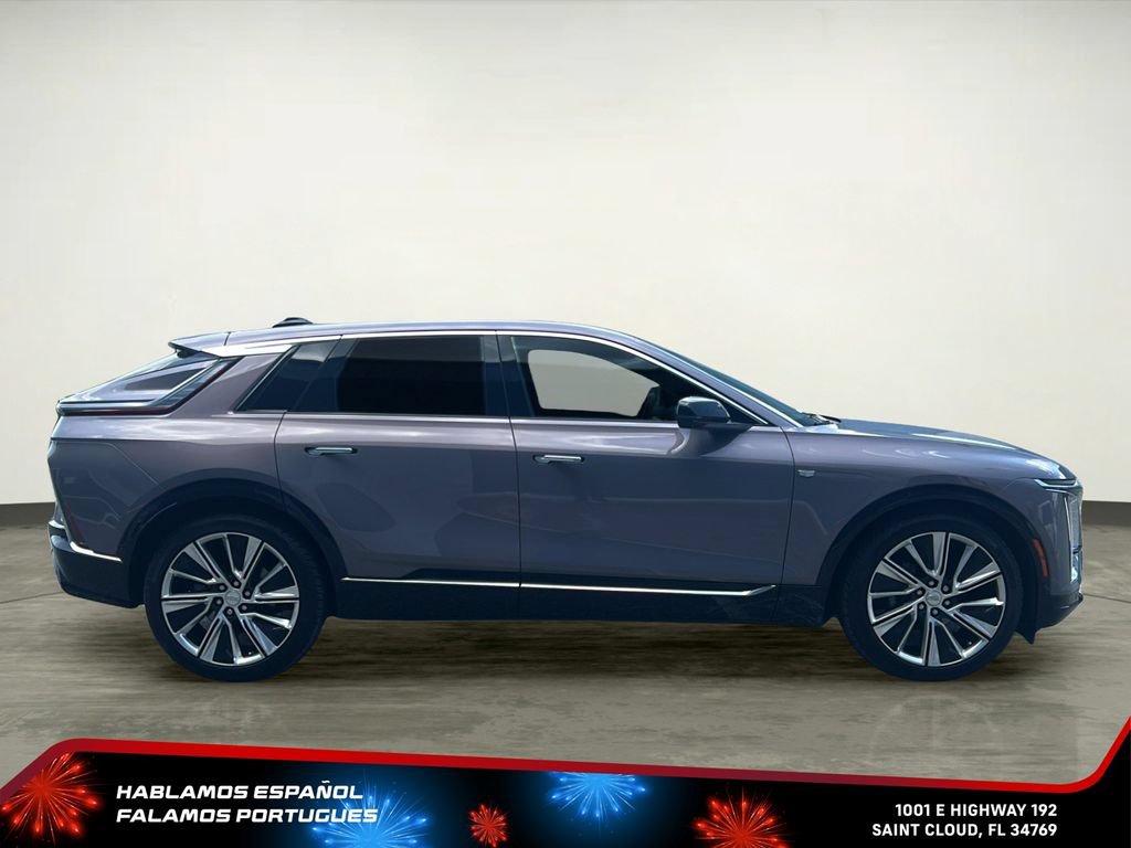 Certified 2025 Cadillac Lyriq Luxury w/ LPO, Floor Liner Package AWD/4WD image 7