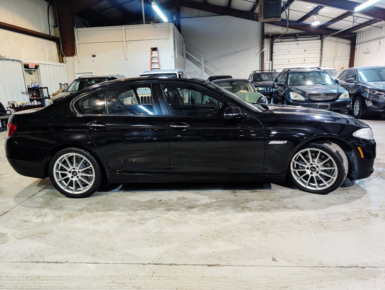 Used 2016 BMW 528i xDrive Sedan image 11