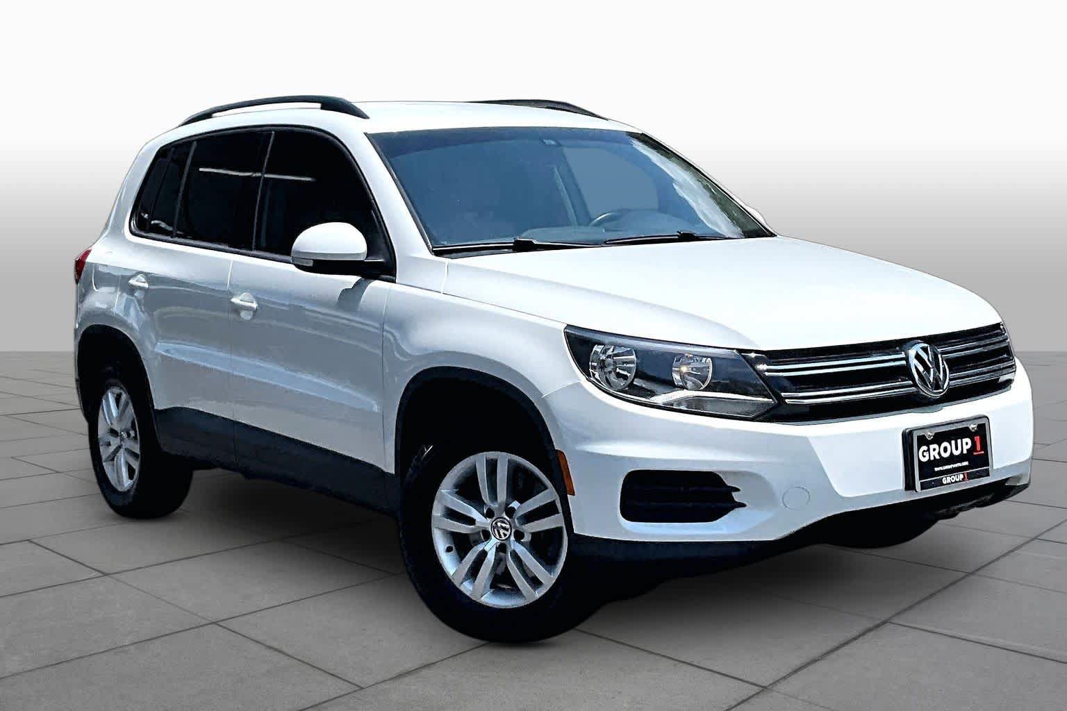 Used 2017 Volkswagen Tiguan S AWD/4WD image 3