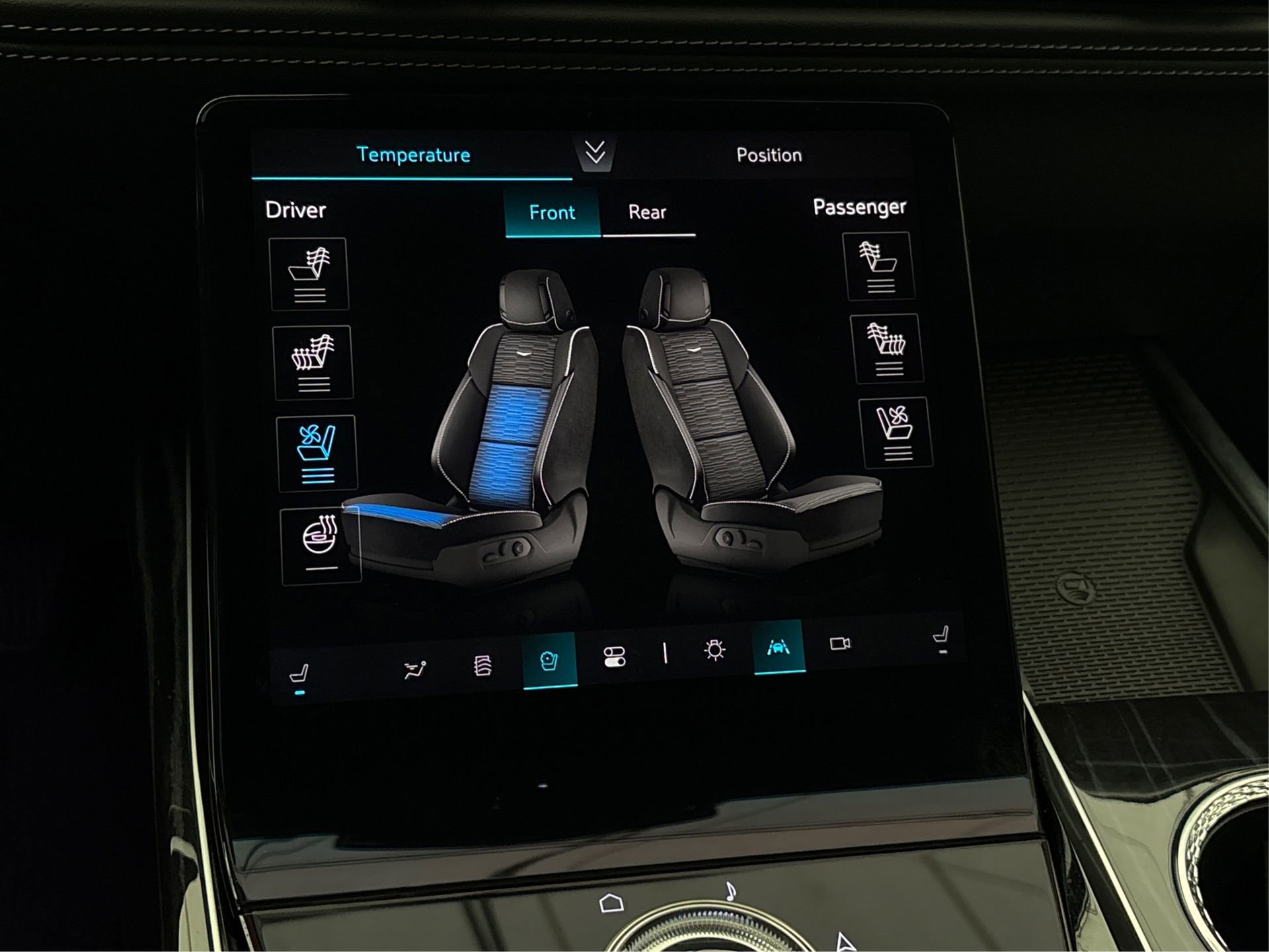 Certified 2026 Cadillac Escalade ESV Sport w/ LPO, ONYX Package image 33