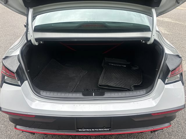 Used 2025 Hyundai Elantra N FWD image 13
