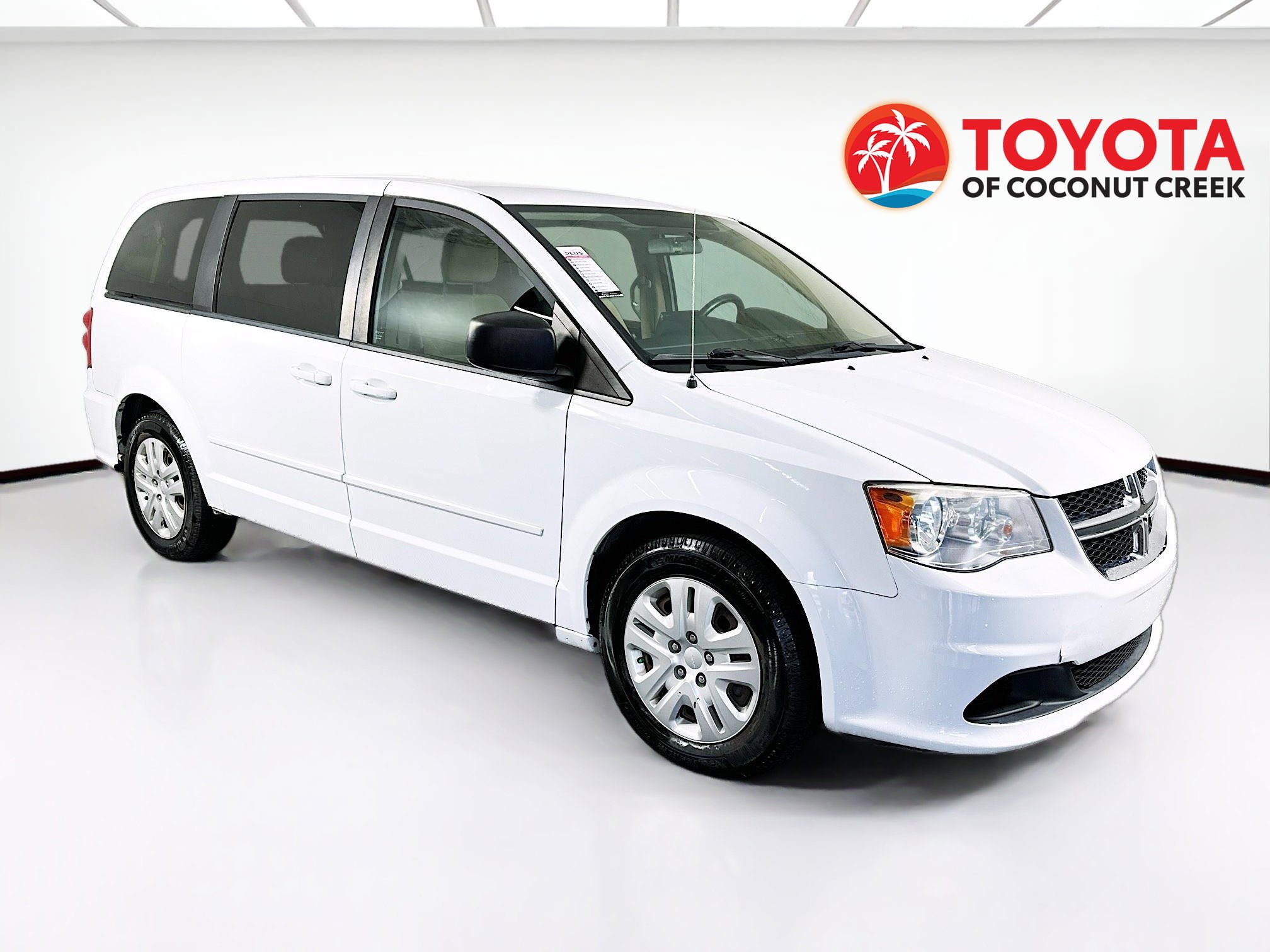 Used 2016 Dodge Grand Caravan SE w/ Quick Order Package 29E SE