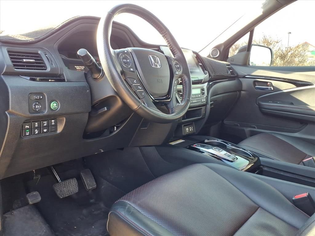 Used 2023 Honda Ridgeline Black Edition image 13