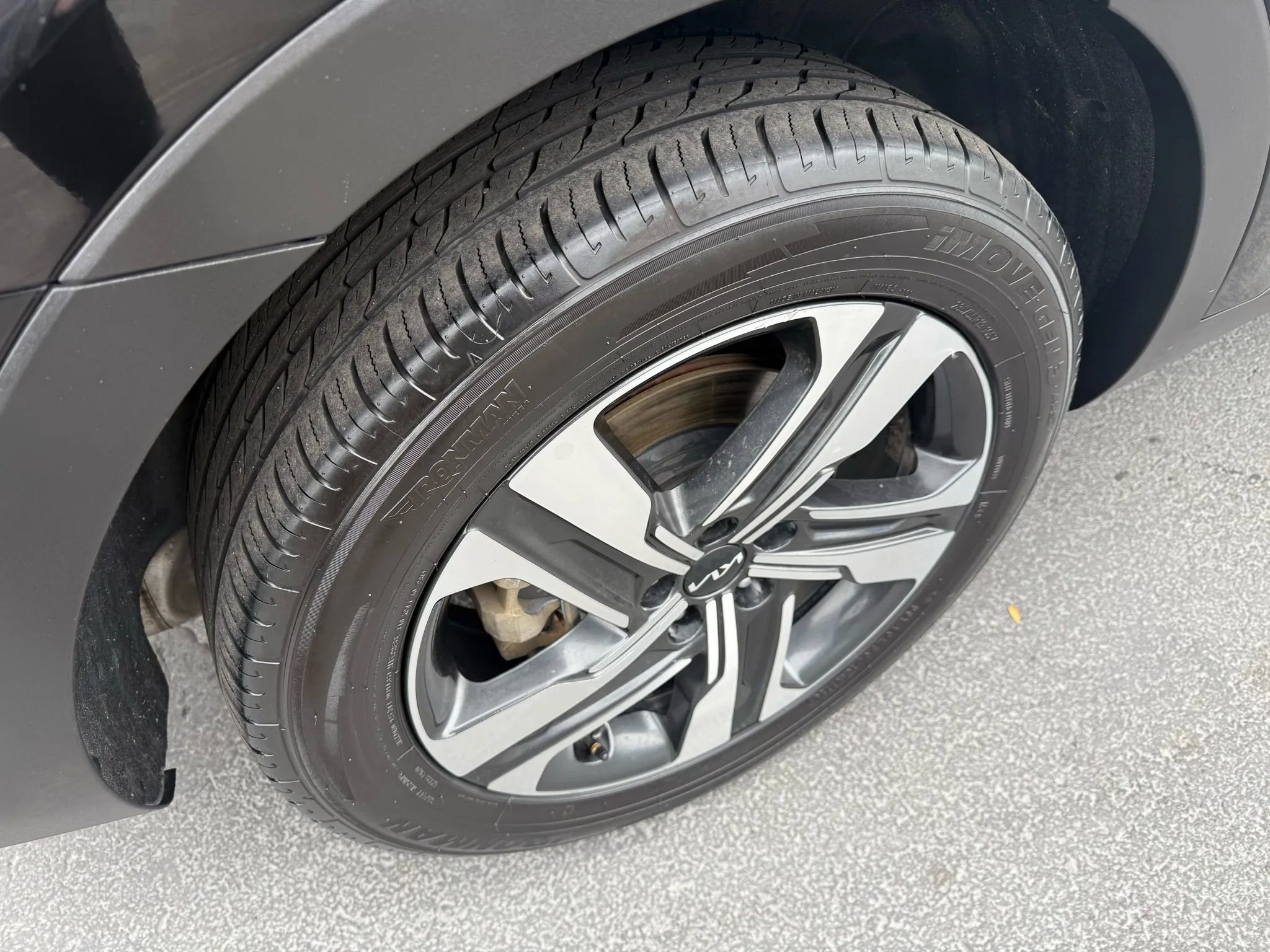 Used 2023 Kia Sorento SX Prestige image 11