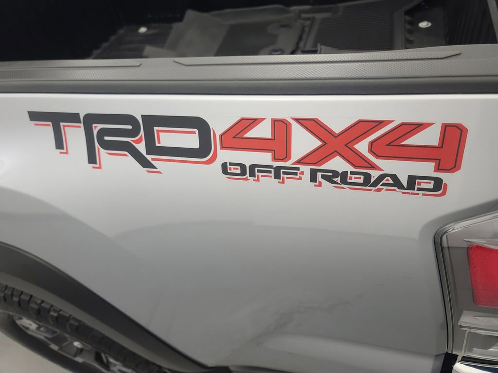 Used 2021 Toyota Tacoma TRD Off-Road w/ Blackout Package (TMS) image 33