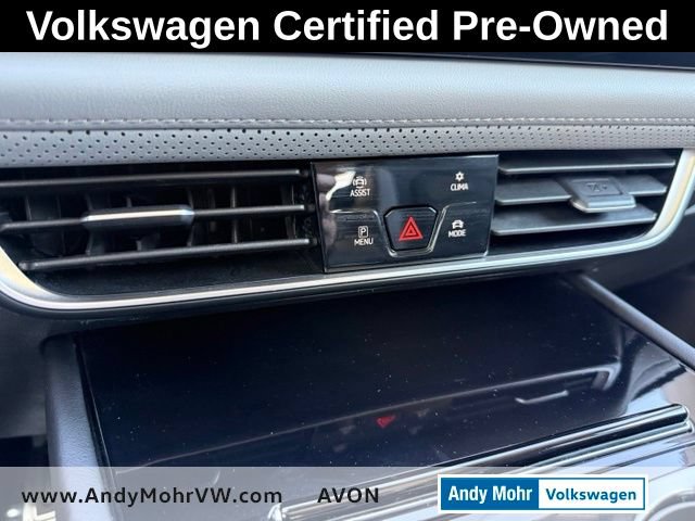 Used 2024 Volkswagen Atlas Peak Edition SEL AWD/4WD image 29
