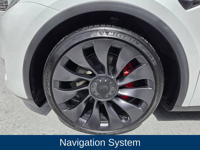 Used 2024 Tesla Model Y Performance AWD/4WD image 8