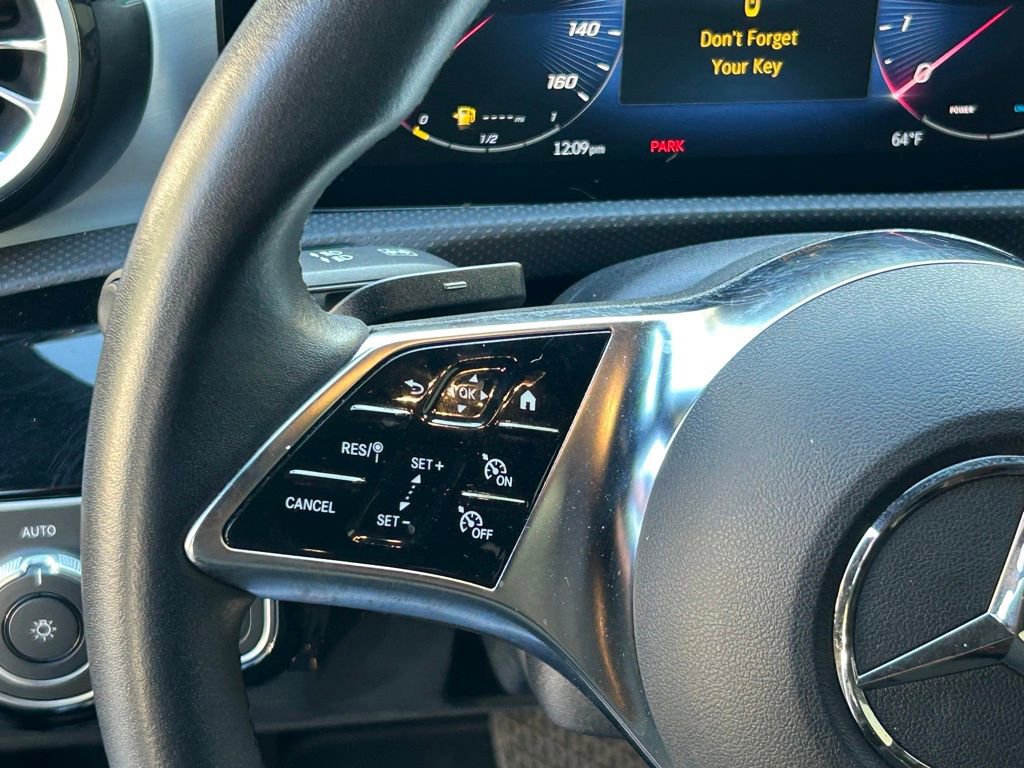 Used 2024 Mercedes-Benz CLA 250 image 41