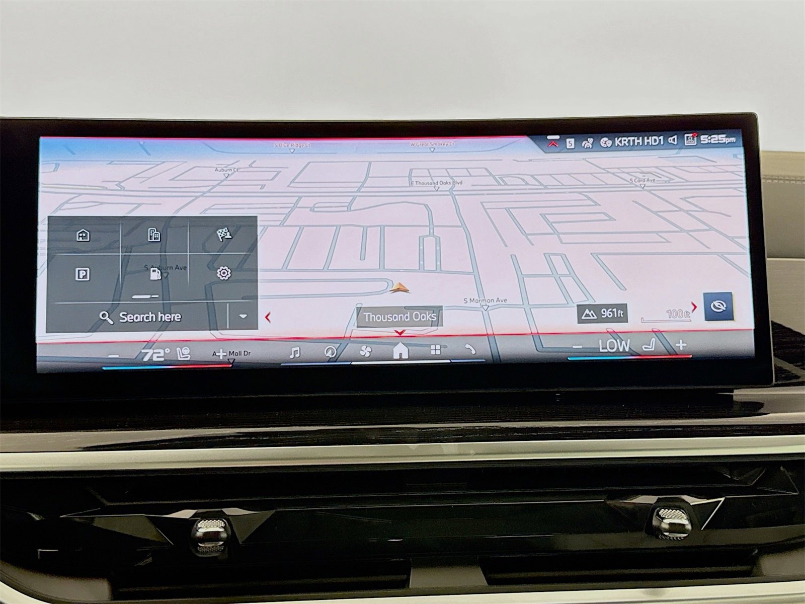 New 2026 BMW X5 M60i image 13