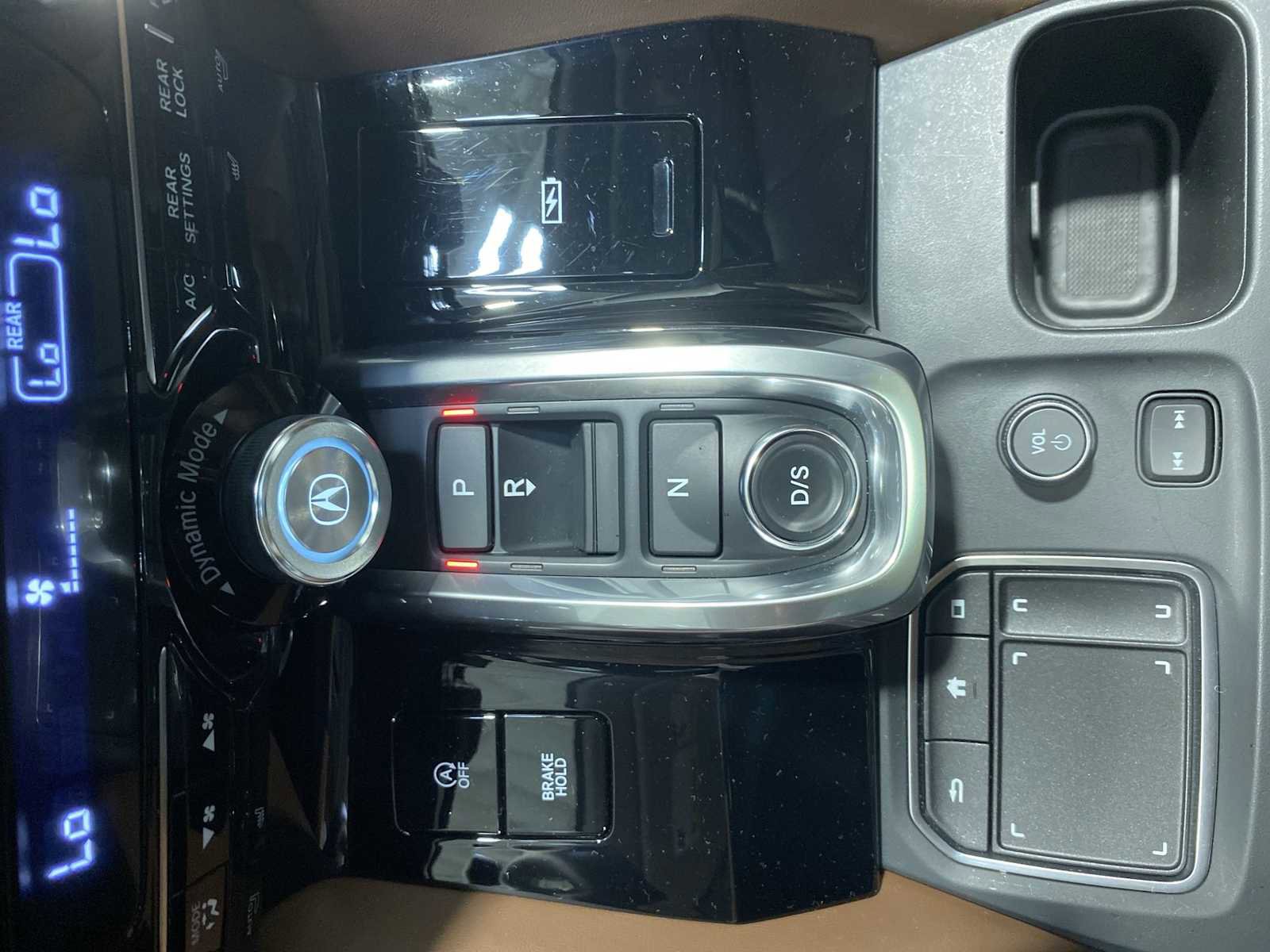 Certified 2022 Acura MDX SH-AWD w/ Technology Package image 17