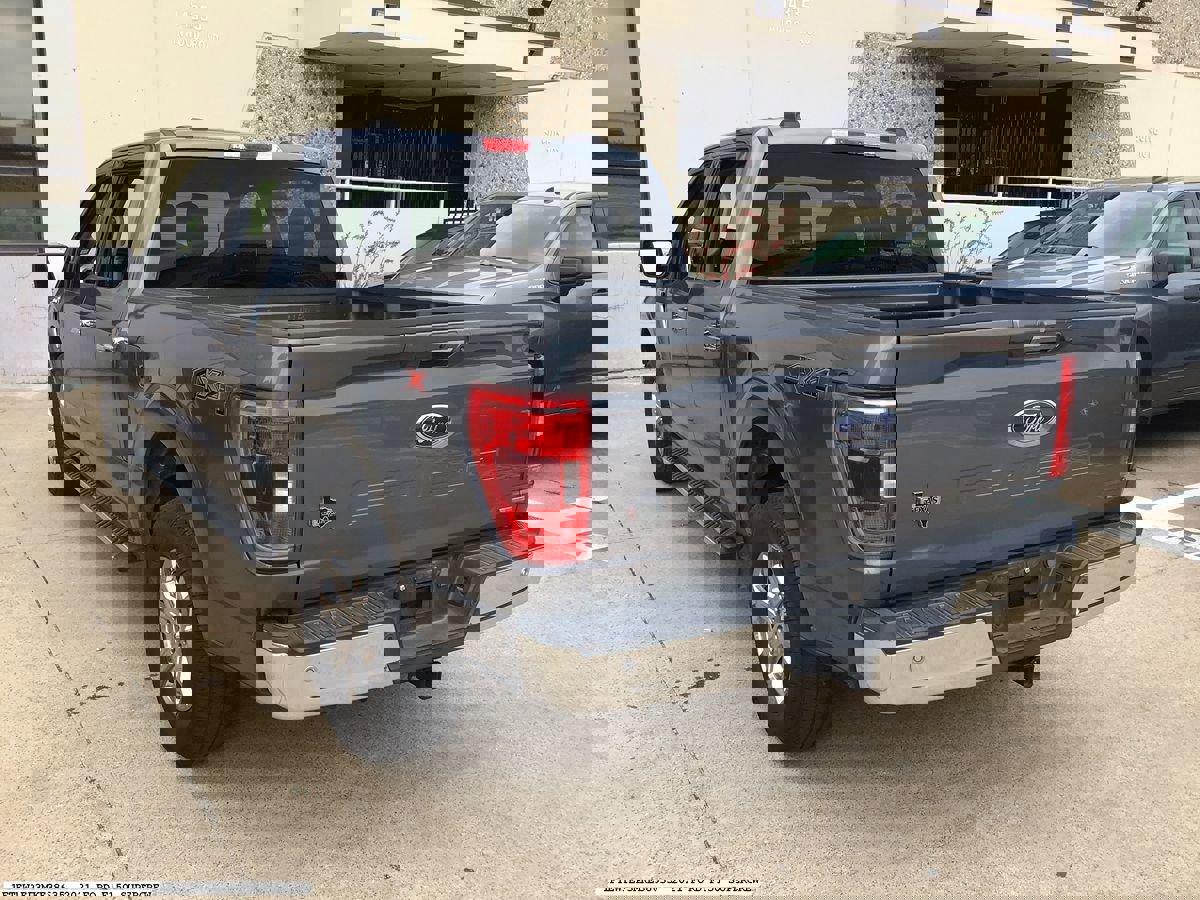 Used 2021 Ford F150 XLT w/ Equipment Group 302A High image 3