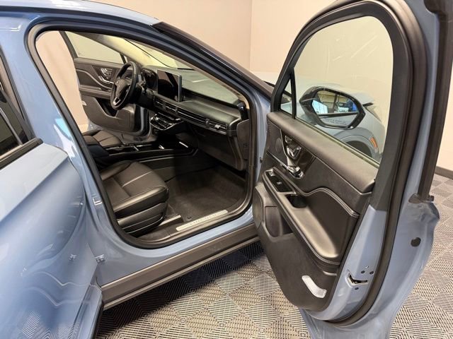 Used 2024 Lincoln Corsair Premiere w/ Equipment Group 101A image 18