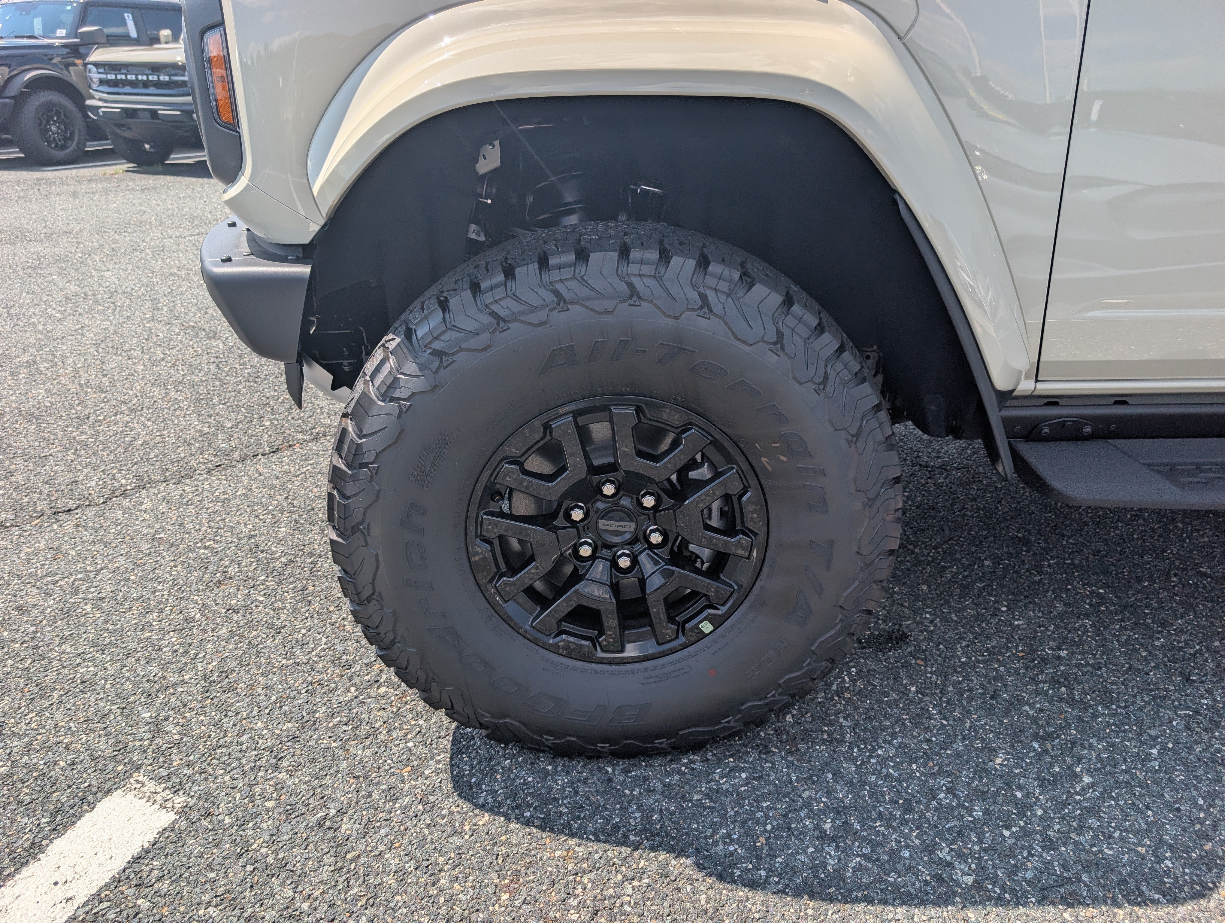 New 2026 Ford Bronco Raptor AWD/4WD image 5