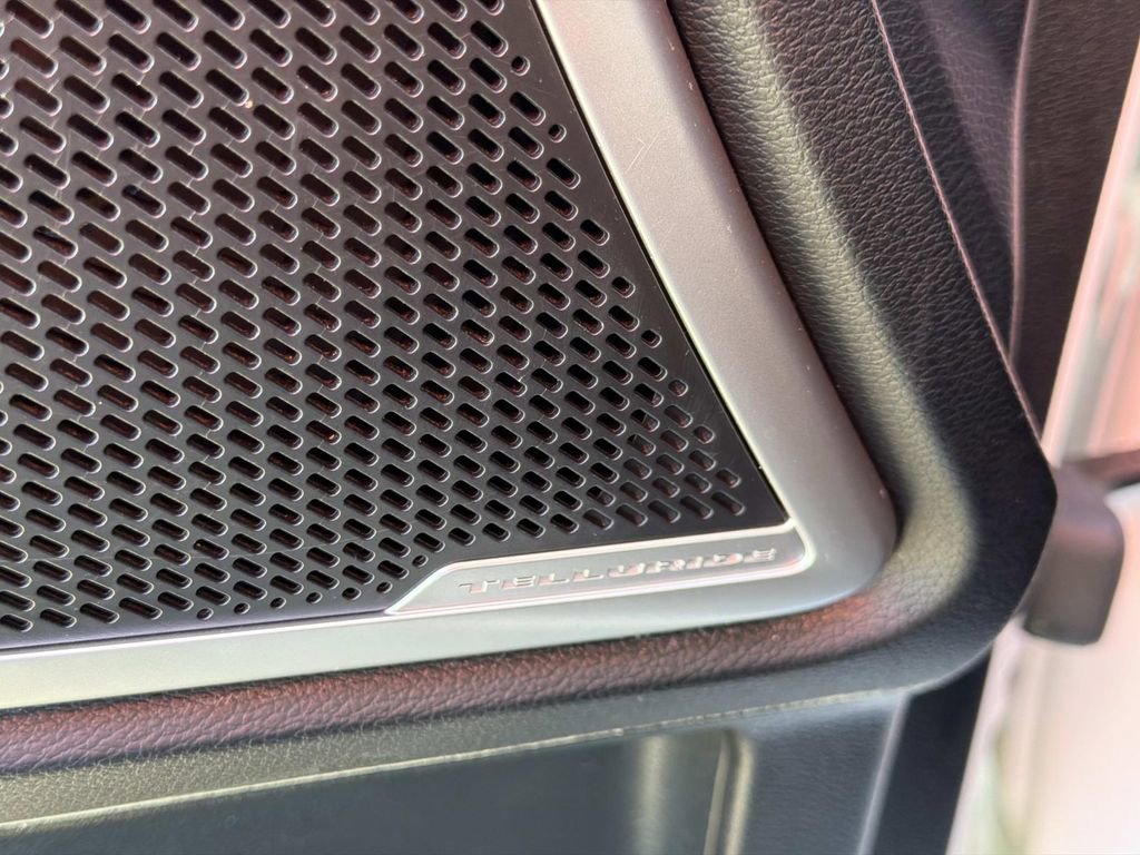 Used 2020 Kia Telluride EX image 23