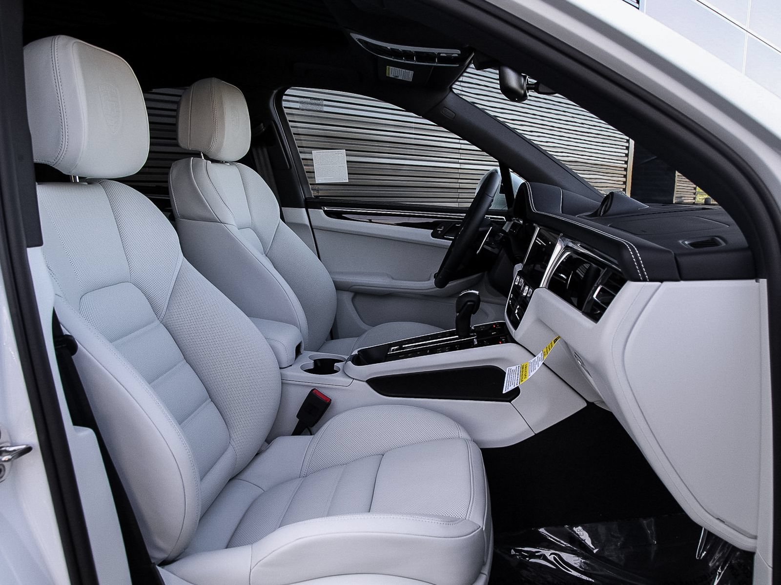 New 2026 Porsche Macan S AWD/4WD image 25