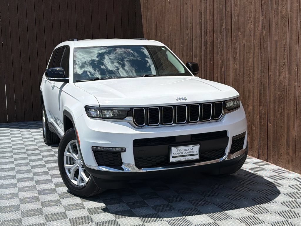 Used 2023 Jeep Grand Cherokee L Limited AWD/4WD image 13