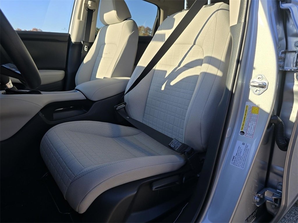 New 2026 Honda HR-V LX image 24