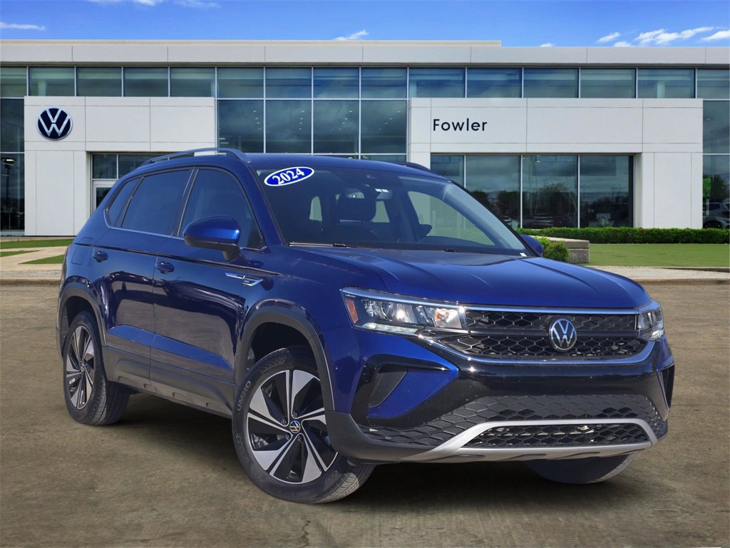 Used 2024 Volkswagen Taos SE image 1