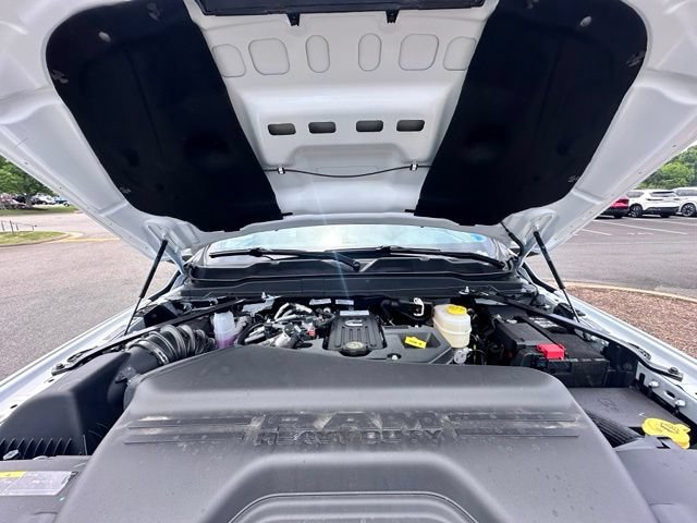 New 2026 RAM 2500 Tradesman AWD/4WD image 14