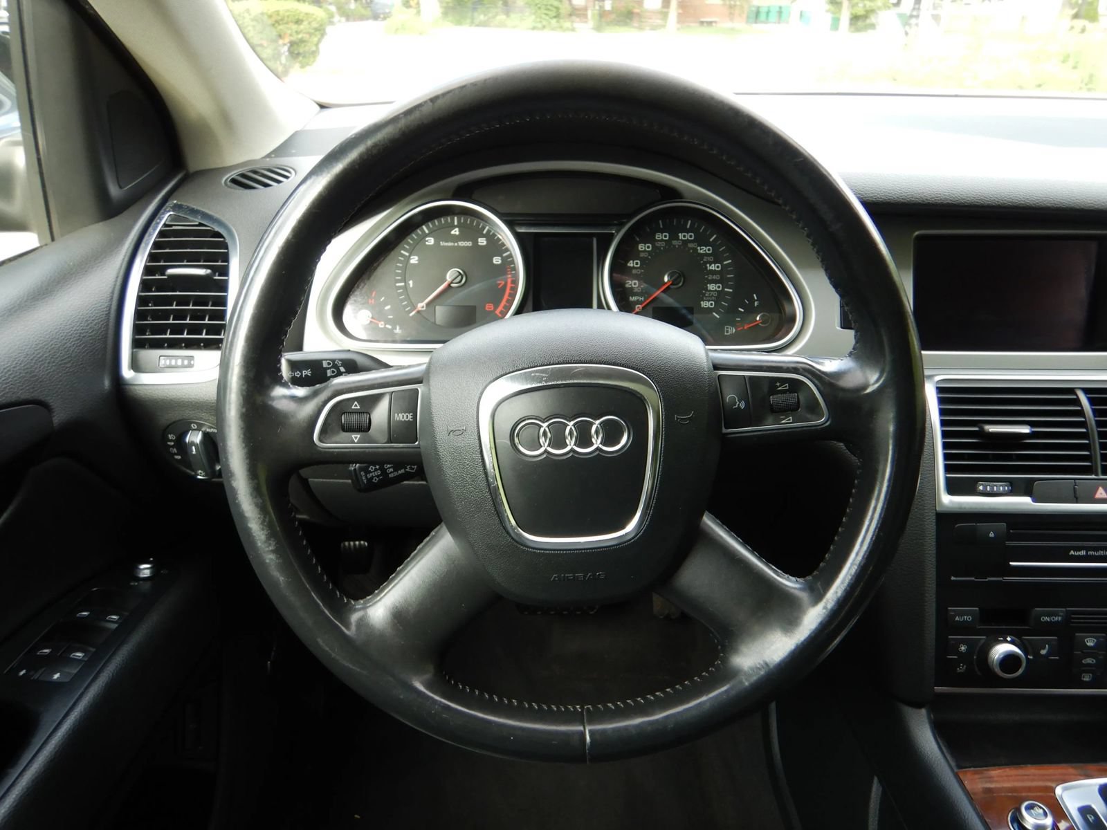 Used 2011 Audi Q7 3.0T Premium Plus AWD/4WD image 13