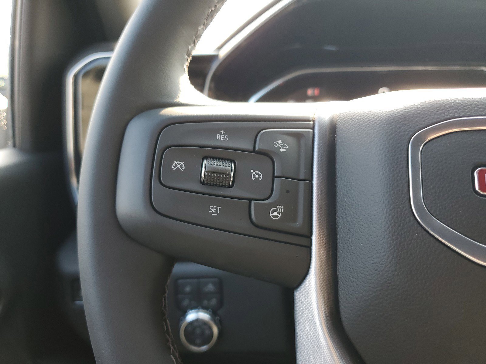 New 2025 GMC Sierra 2500 SLT w/ SLT Premium Package image 25