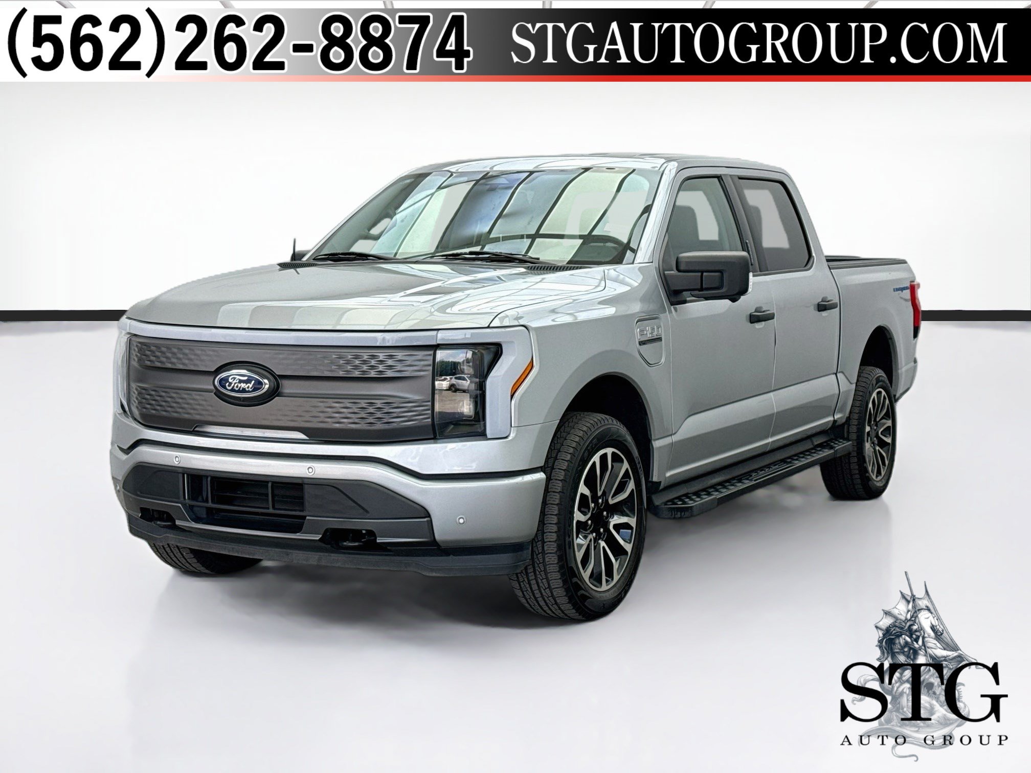 Used 2023 Ford F150 Lightning XLT AWD/4WD image 1