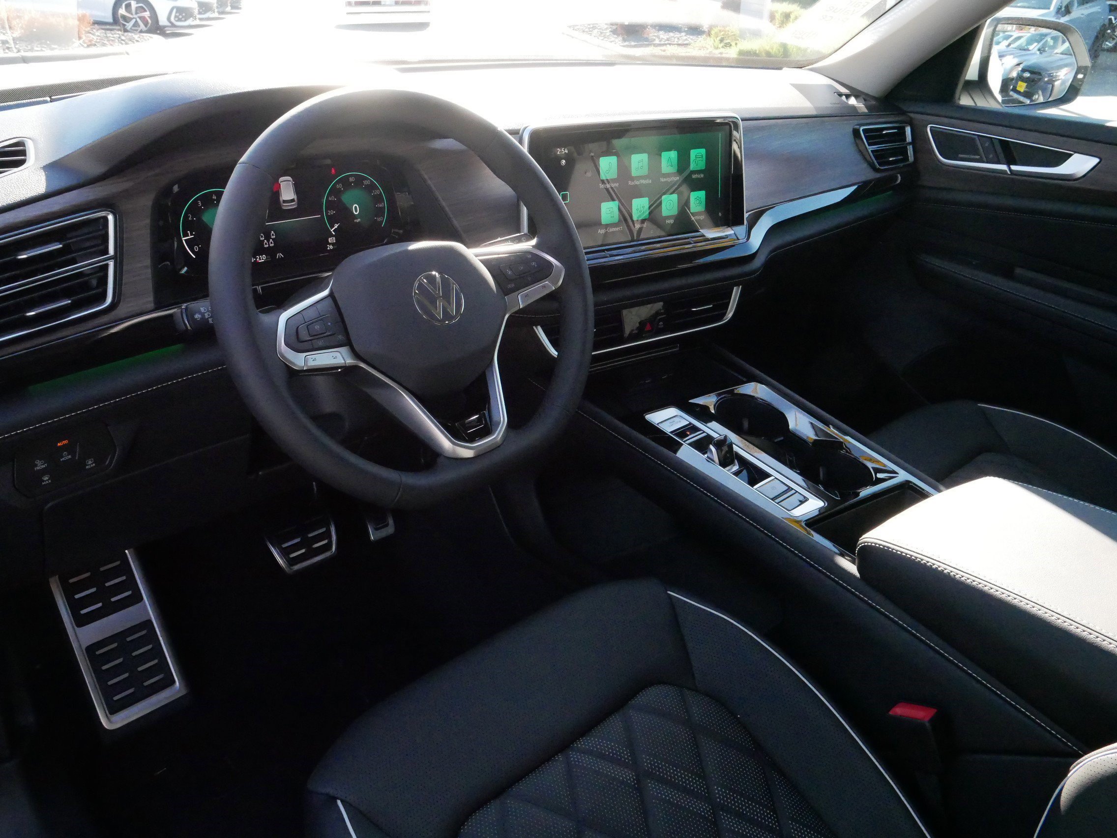 New 2026 Volkswagen Atlas SEL Premium R-Line AWD/4WD image 8