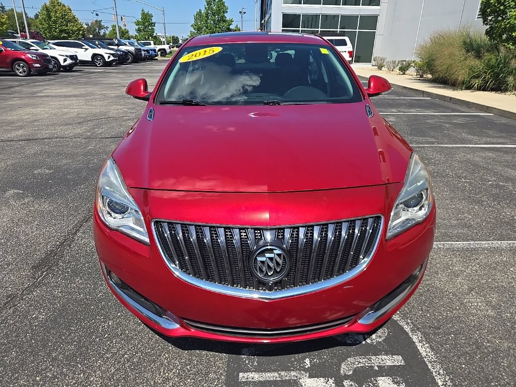 Used 2015 Buick Regal Premium w/ Experience Buick Package FWD image 3