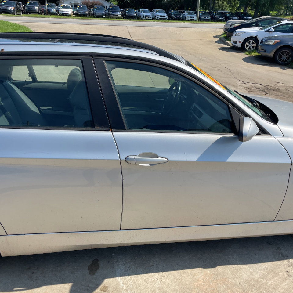 Used 2007 BMW 328xi Wagon image 13