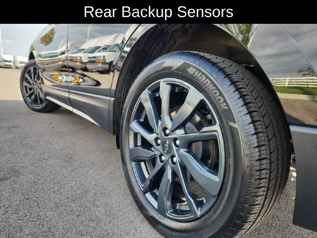 Used 2023 Chevrolet Equinox RS FWD image 18