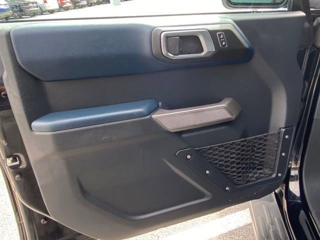 Used 2023 Ford Bronco Outer Banks image 10